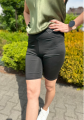 Czarne-szorty-kolarki-high-waist-elastyczne (2).png