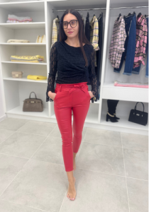 Czerwone spodnie damskie z wysokim stanem eleganckie na święta