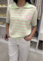 Pastelowy-sweter-damski-polo-ze-serduszkiem-kolory (12).png