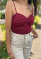 Biale-body-modelujace-na-cienkich-ramiaczkach-z-usztywnianym-biustem (8).png