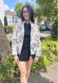 Kurtka-damska-overisze-w-kwiaty-styl-vinteg (10).png