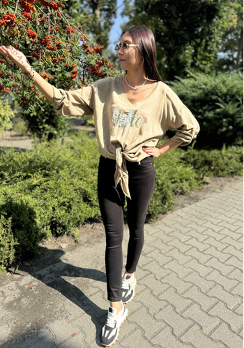 Czarne jeansy z wysokim stanem, spodnie rurki 1